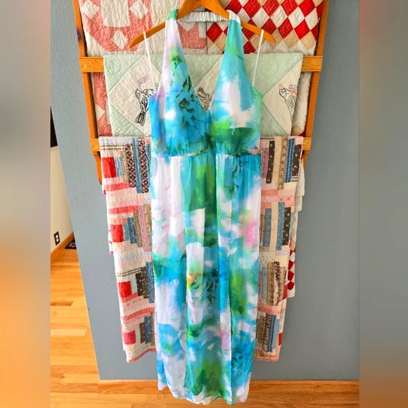 NWT Bebe Blue And Green Floral Chiffon Halter Dress Women's 14 - Picture 3 of 8